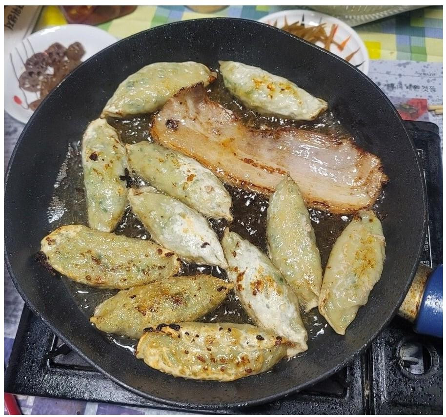 냉동 만두를 맛있게 먹는 방법.tip