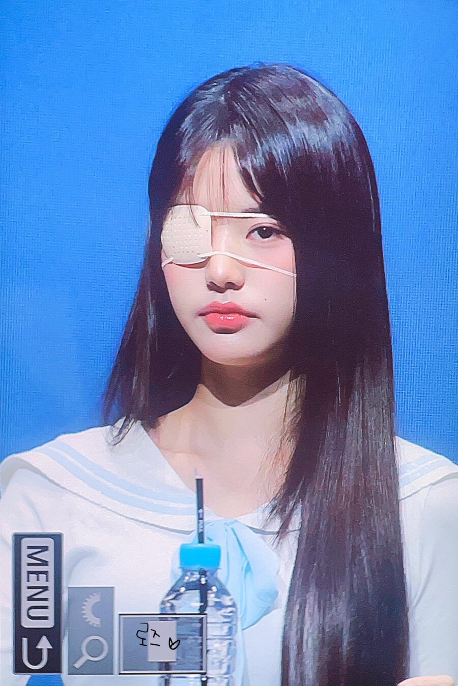 안대를 껴도 미모가 가려지지가 않는 장원영